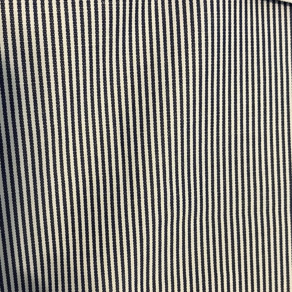 Asymmetrical collar striped shirt - Picture 4 of 7